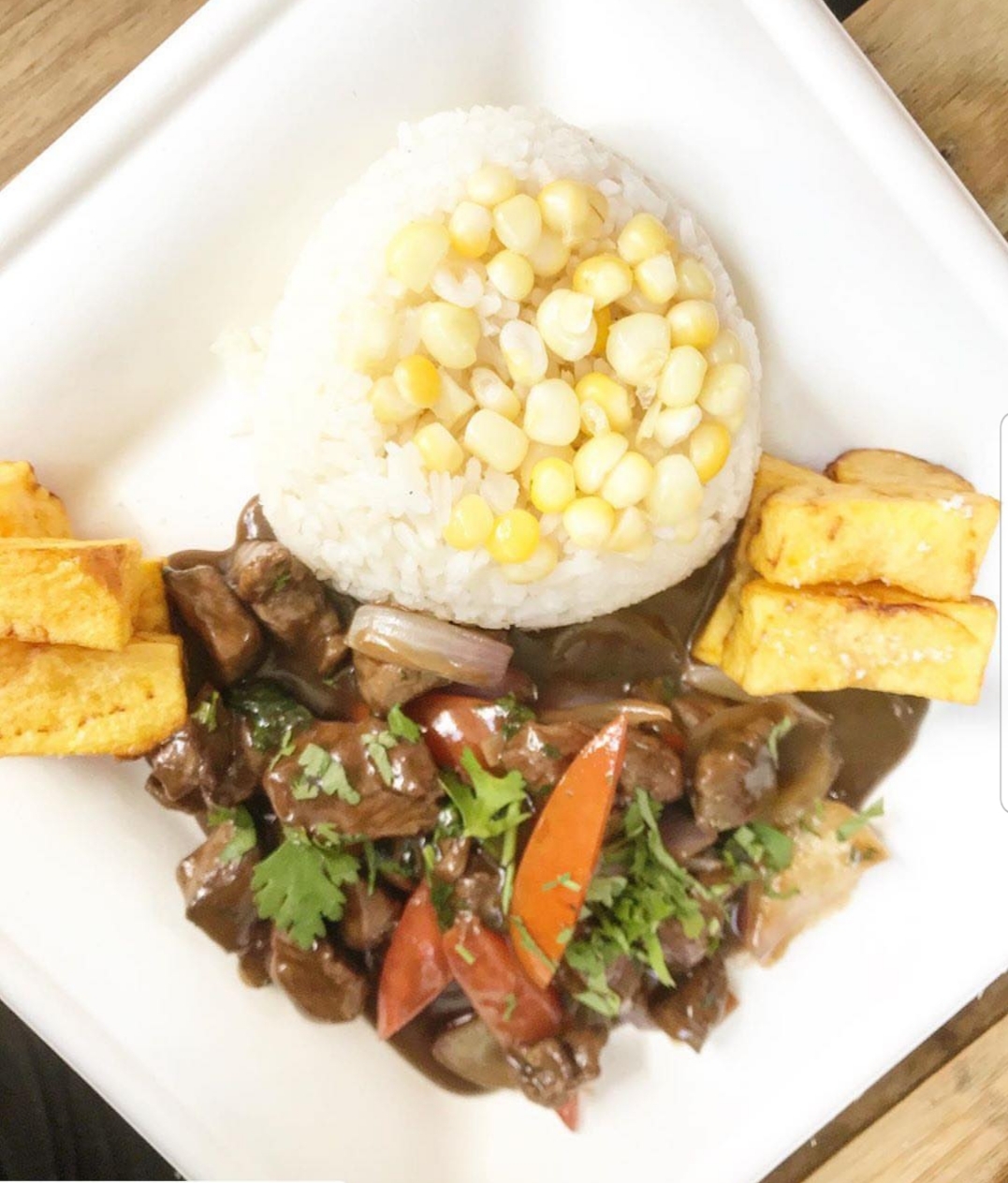 Lomo saltado
